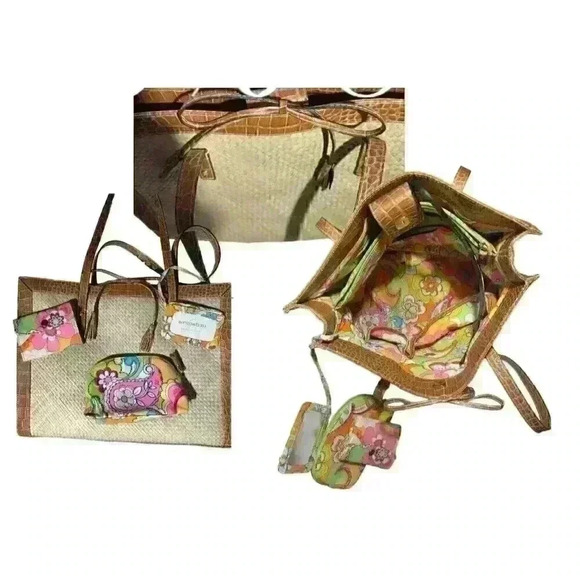 Liz Claiborne Straw Shoulder Bag with Accessories NWOT - Picture 2 of 3